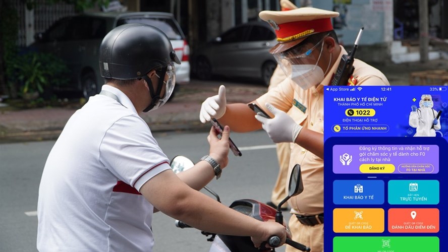 HCM City pilots “COVID-19 green cards” to control residents’ travel